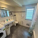 Frei 3 Budget Apartment