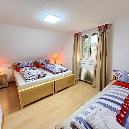 Frei 3 Budget * Titisee-Neustadt